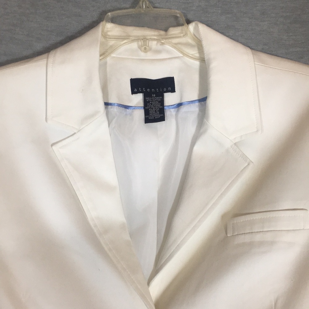 Attention Fully Lined Machine Washable Blazer 3 P… - image 3